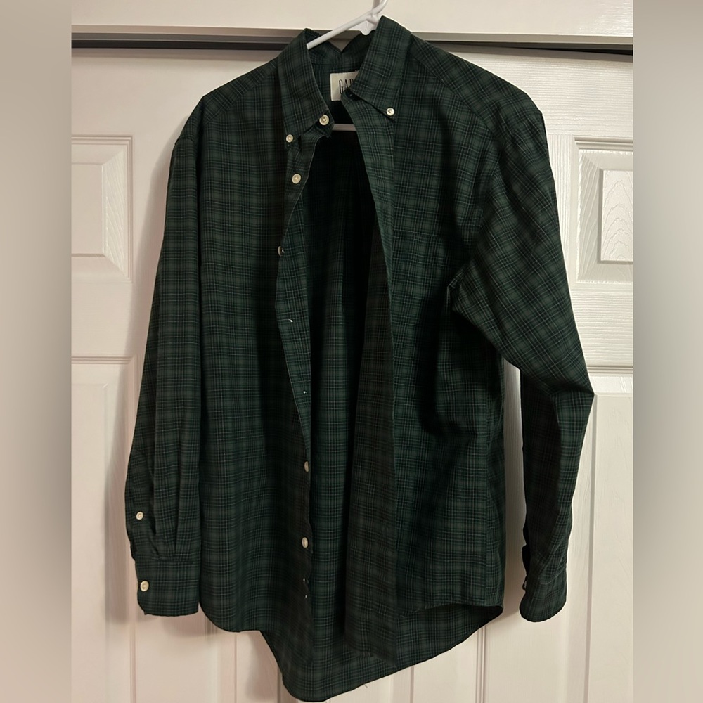 GAP oversized button up size SM